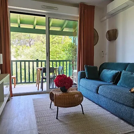 Pause Luzienne A Deux Pas De La * Saint-Jean-de-Luz