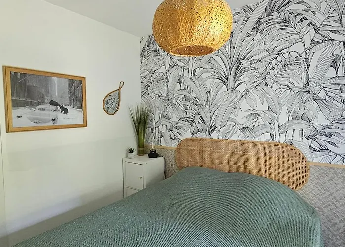 Pause Luzienne A Deux Pas De La *